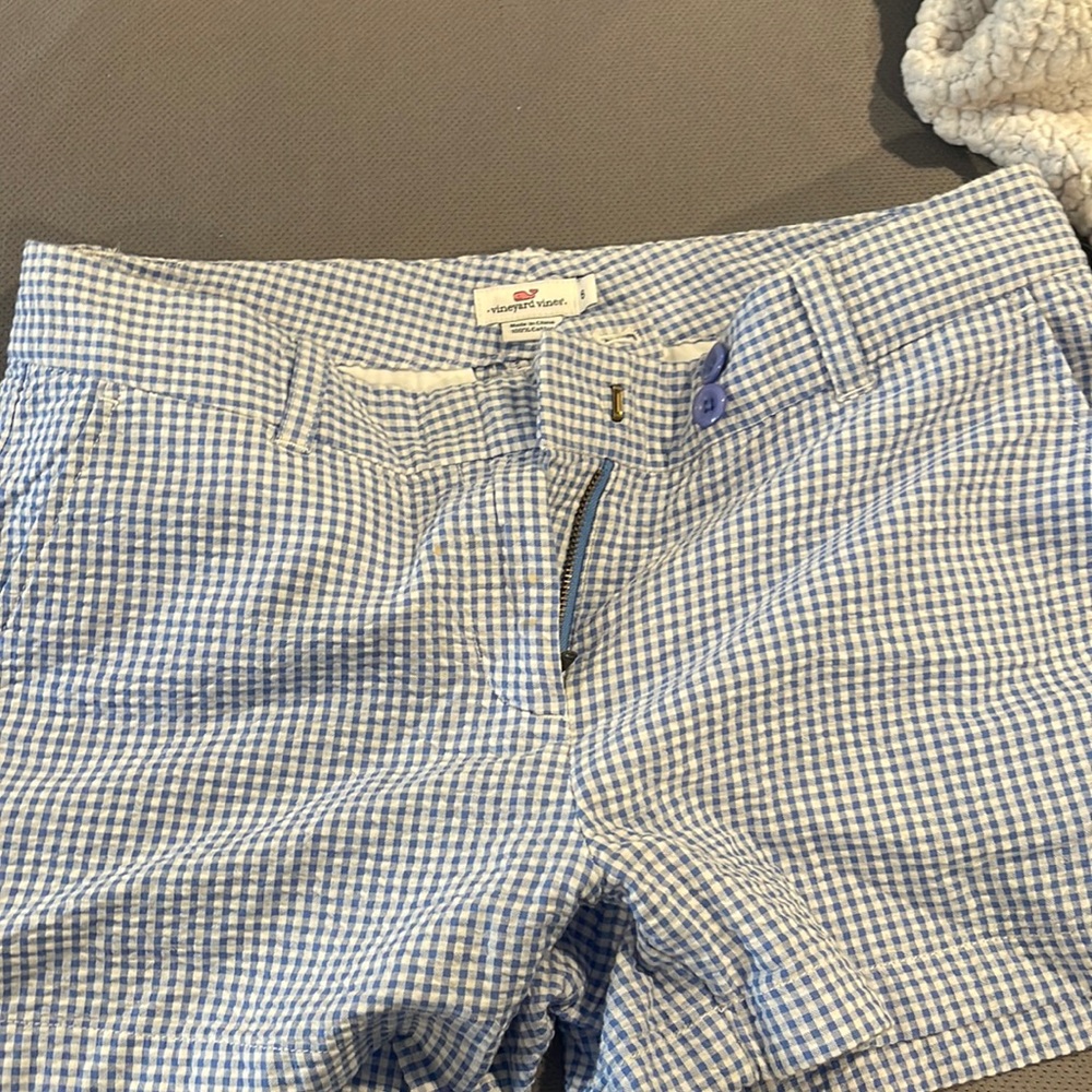 Vineyard vine shorts